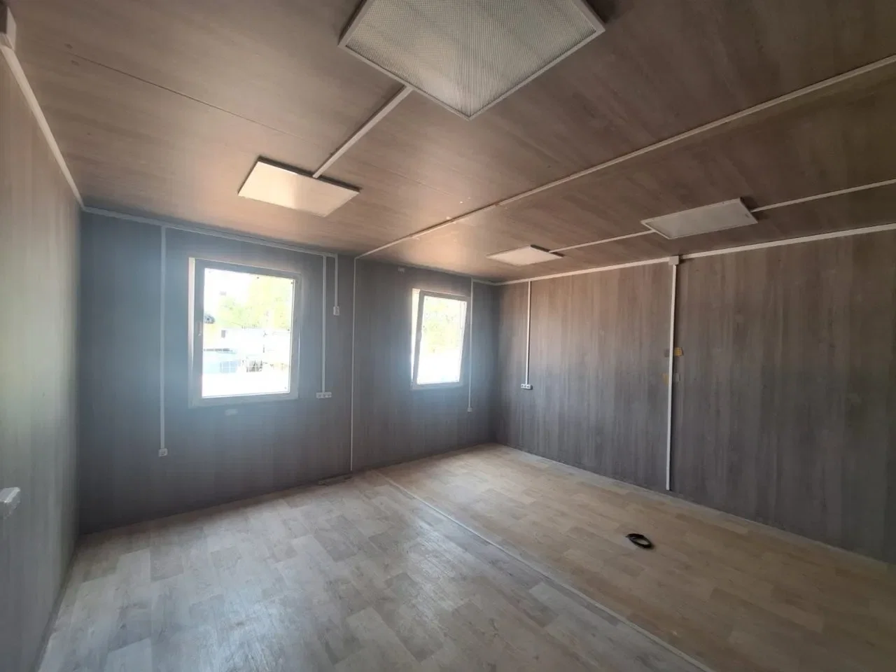 Утеплённый штаб стройки 6×4.9 м – бытовка продажа Минск. 4